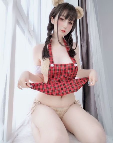 伊人影院在线播放_超清在线观看视频